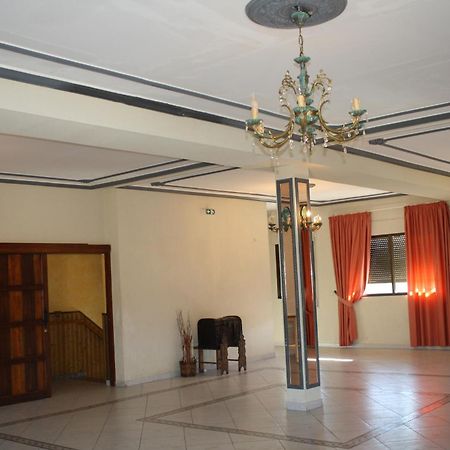 Hotel Carvajal Torrejón el Rubio Dış mekan fotoğraf